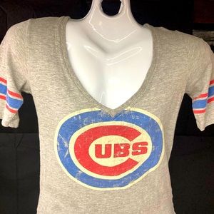 Cubs tshirt